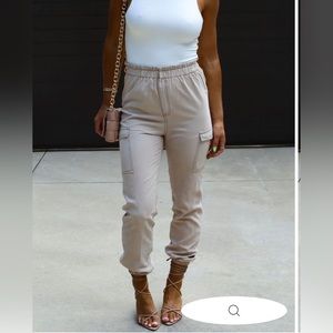 Rosedale Cargo pants Tan